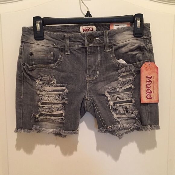 Mudd Distressed Jean Shorts - Picture 1 of 6